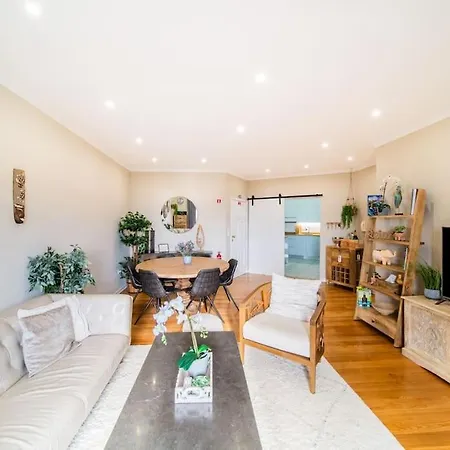 Island Feeling 아파트 푼샬