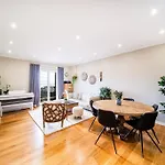 아파트 Island Feeling